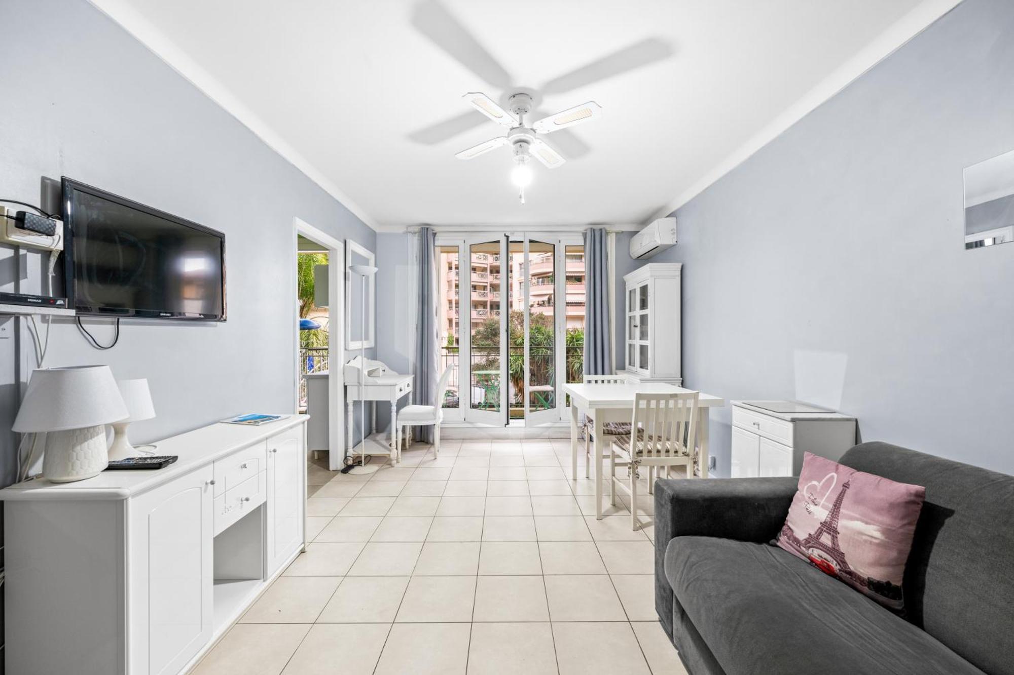 Le Landelle - Centre- Climatisation -Proche Gare Sncf Apartment Menton Exterior photo